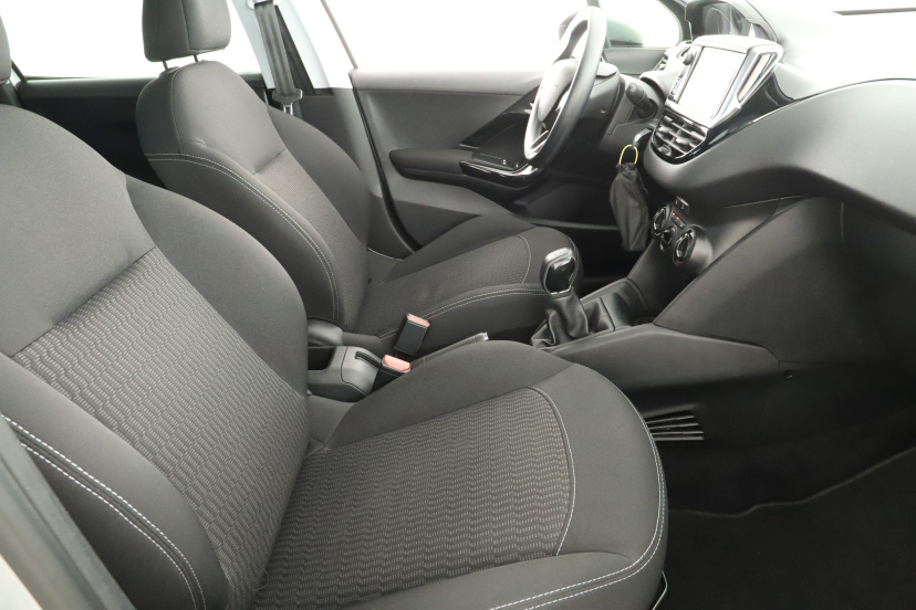Peugeot 208, 2017