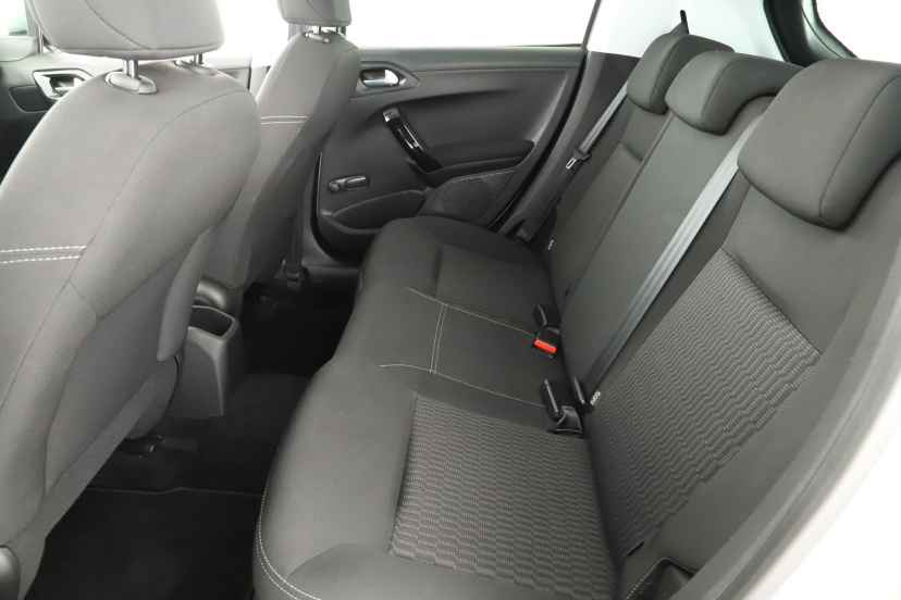 Peugeot 208, 2017