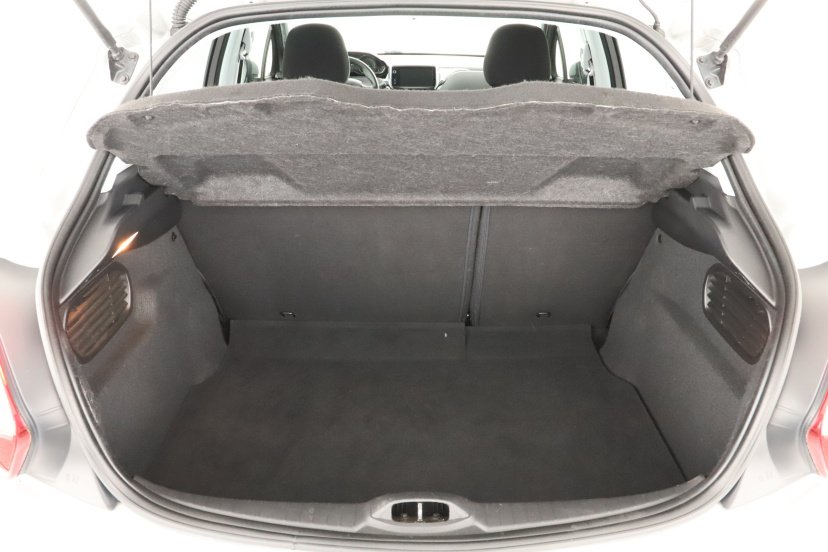 Peugeot 208, 2017