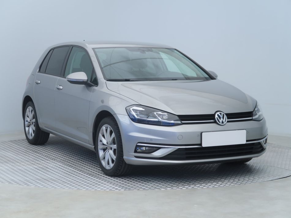 Volkswagen Golf - 2017