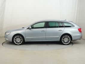 Skoda Superb - 2012
