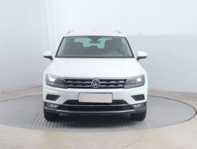 Volkswagen Tiguan - 2020