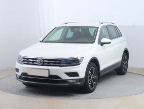 Volkswagen Tiguan - 2020