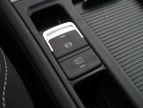 Volkswagen Golf - 2020