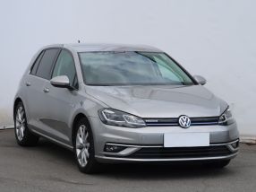 Volkswagen Golf - 2020