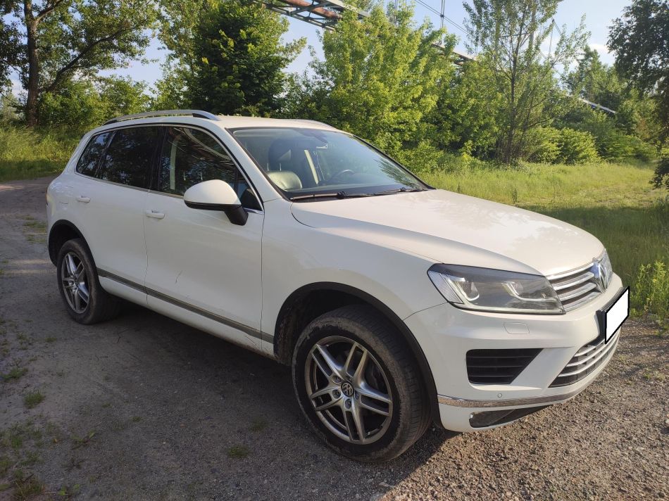 Volkswagen Touareg - 2016