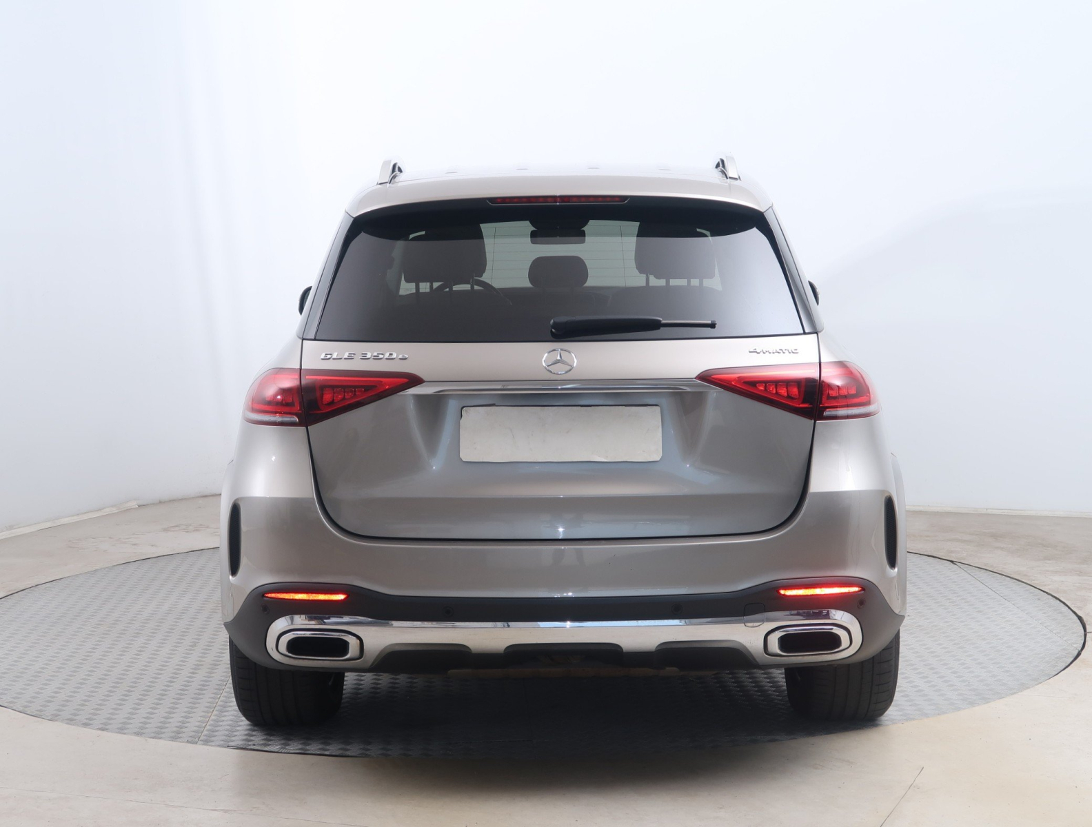 Mercedes-Benz GLE - 2021