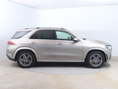 Mercedes-Benz GLE - 2021