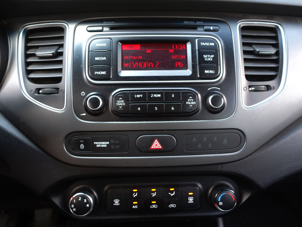 Kia Carens