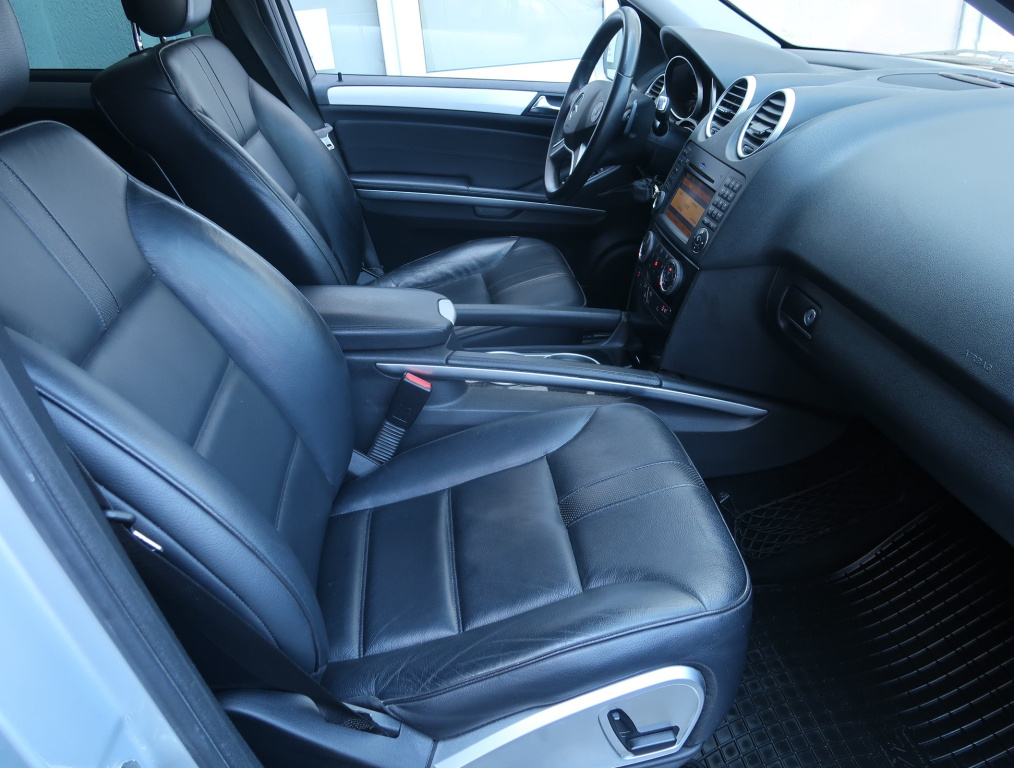 Mercedes-Benz ML