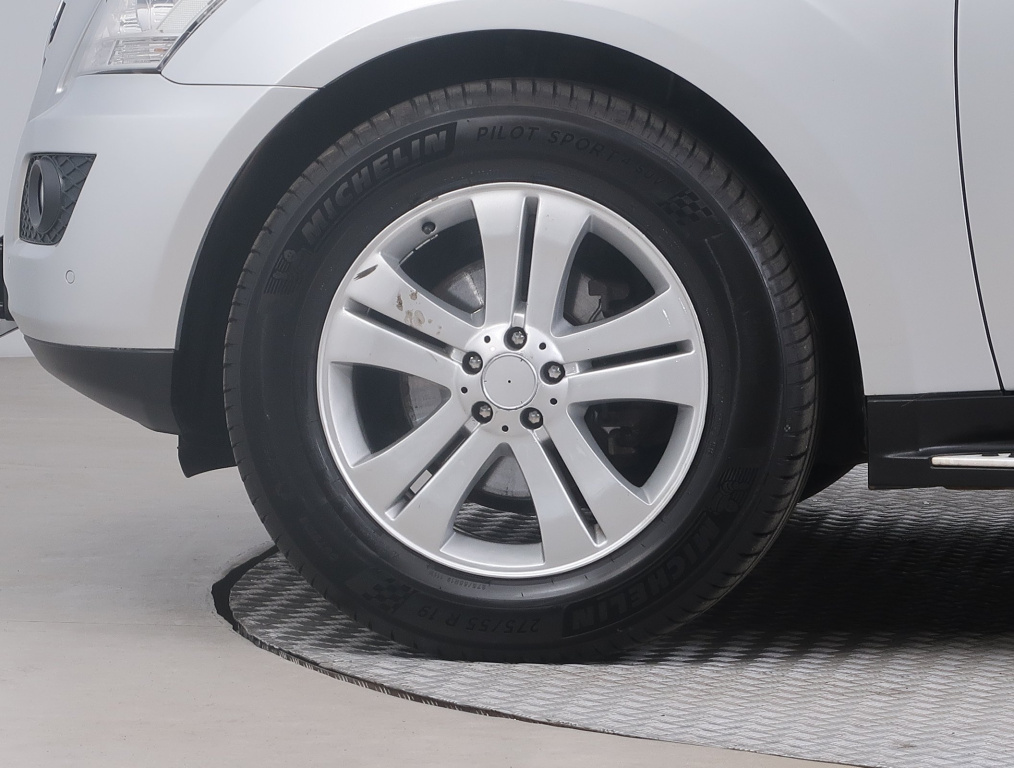 Mercedes-Benz ML