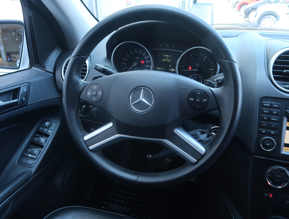 Mercedes-Benz ML
