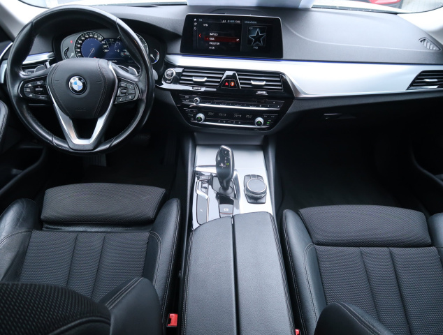 BMW 530i