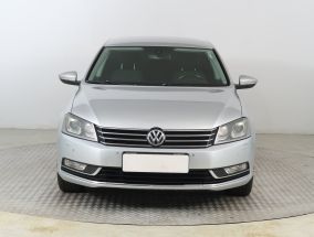 Volkswagen Passat - 2014