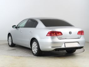 Volkswagen Passat - 2014