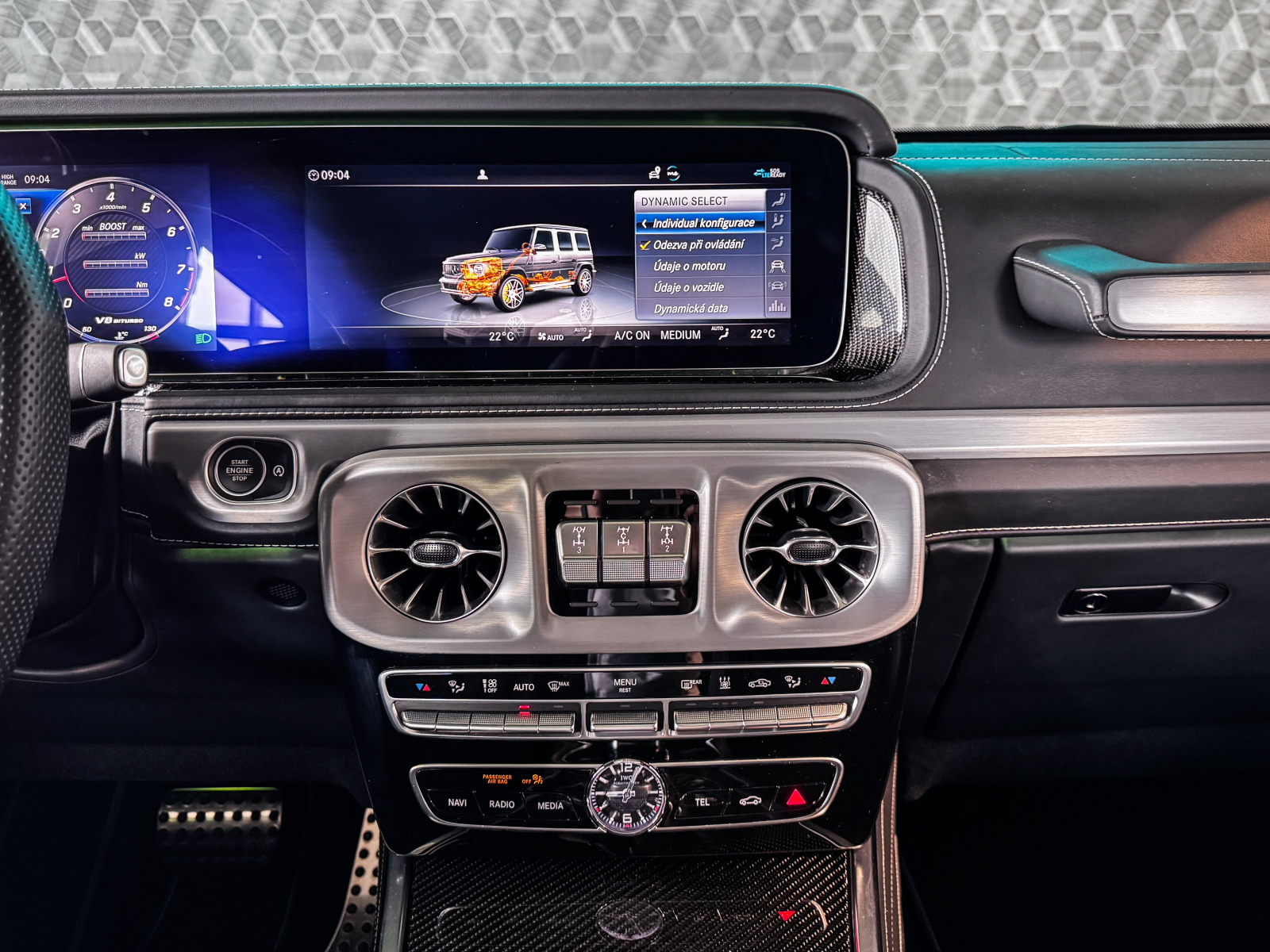 Mercedes-Benz G - 2023