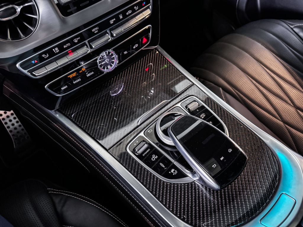 Mercedes-Benz G