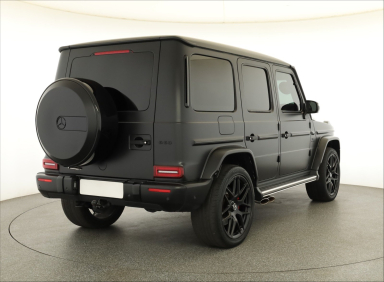 Mercedes-Benz G - 2023