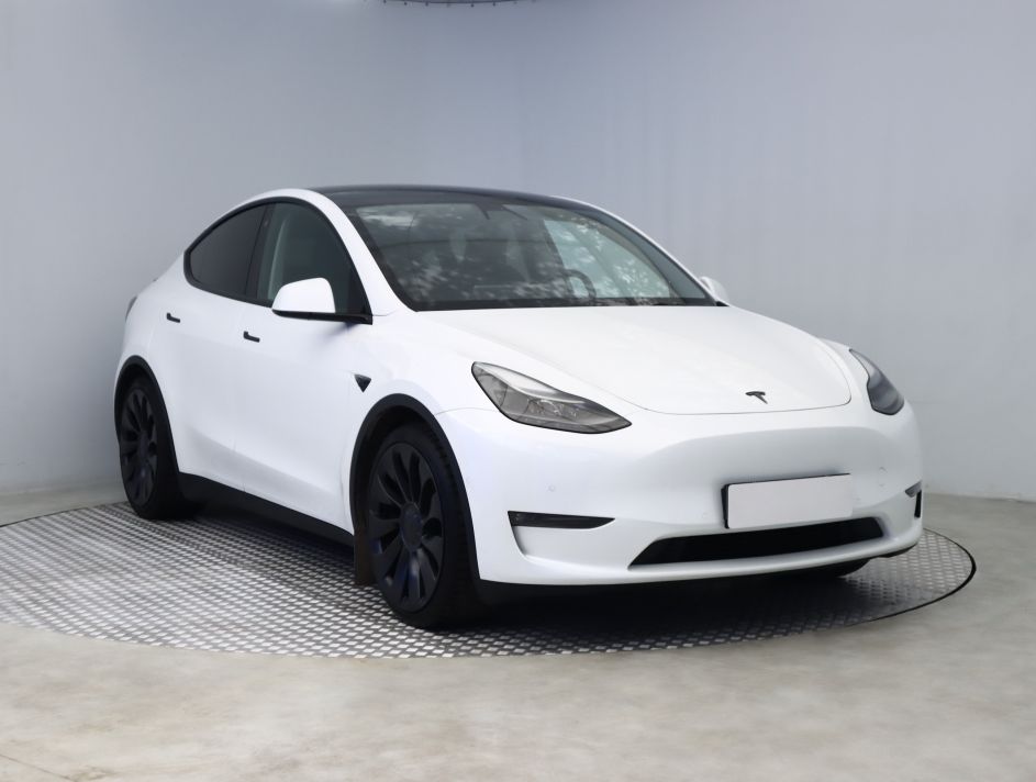 Tesla Model Y - 2022