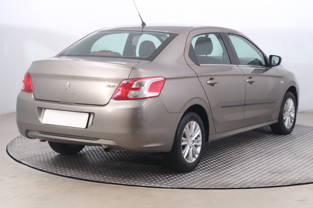 Peugeot 301