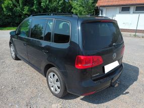 Volkswagen Touran - 2011
