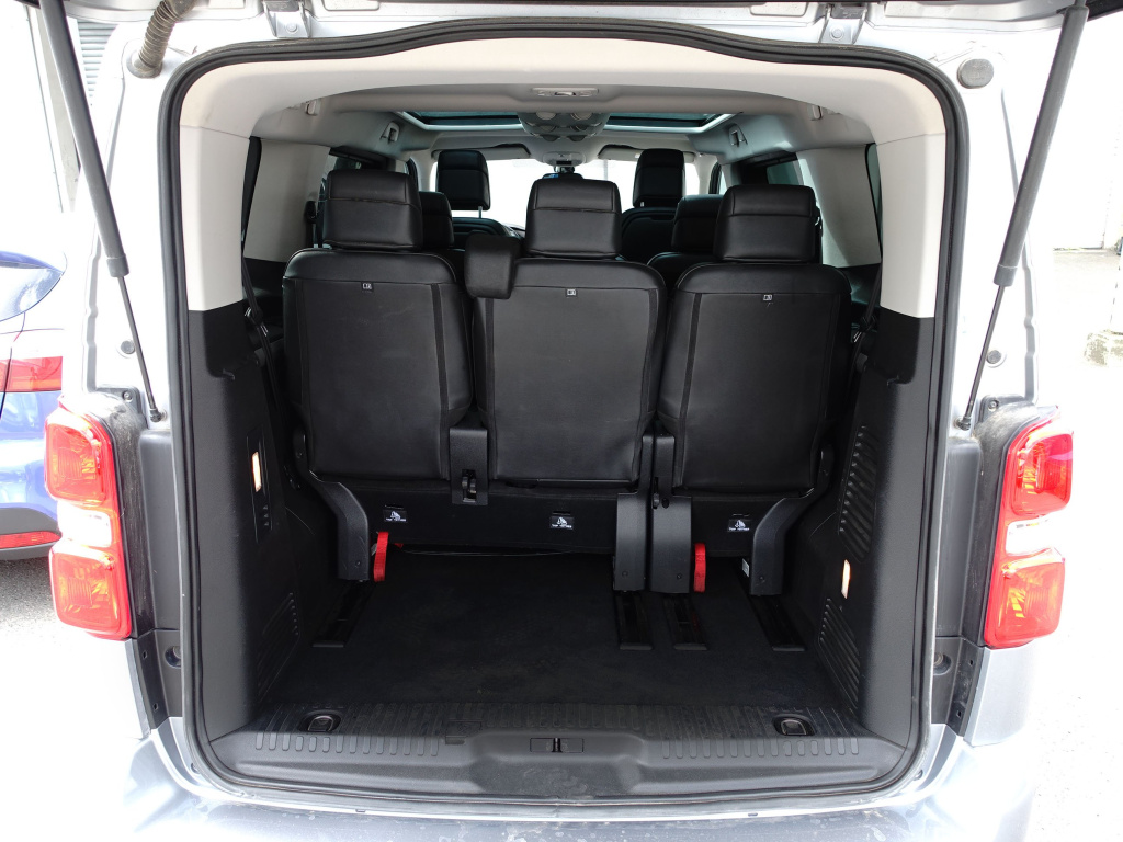 Peugeot Traveller
