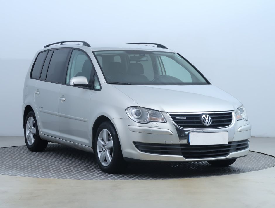 Volkswagen Touran - 2009