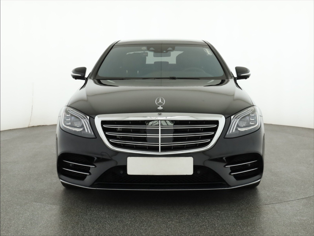 Mercedes-Benz S