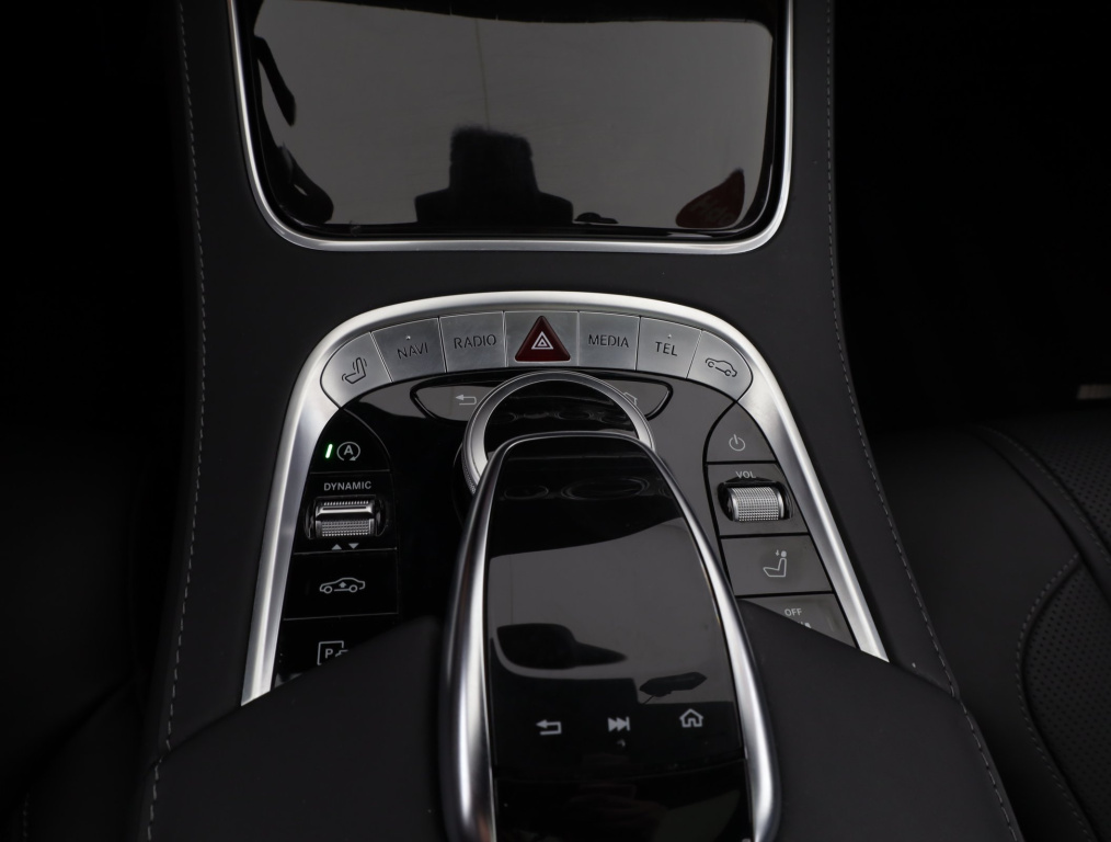 Mercedes-Benz S