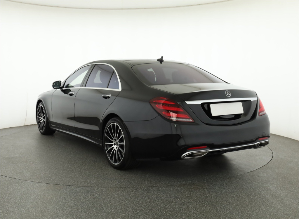 Mercedes-Benz S
