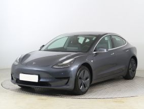 Tesla Model 3 - 2020