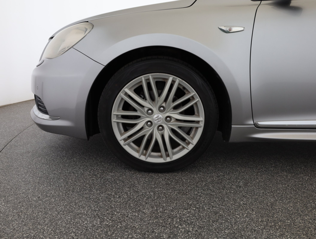 Suzuki Kizashi