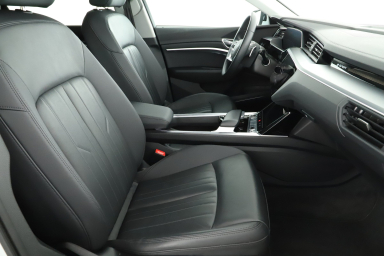Audi e-tron - 2023