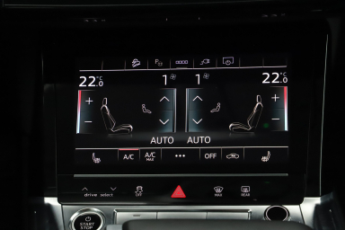 Audi e-tron - 2023
