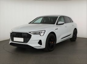 Audi e-tron - 2023