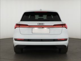 Audi e-tron - 2023
