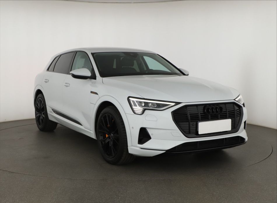 Audi e-tron - 2023
