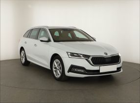Škoda Octavia - 2021