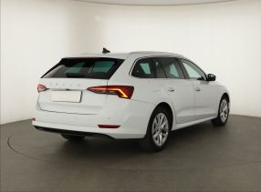 Škoda Octavia - 2021