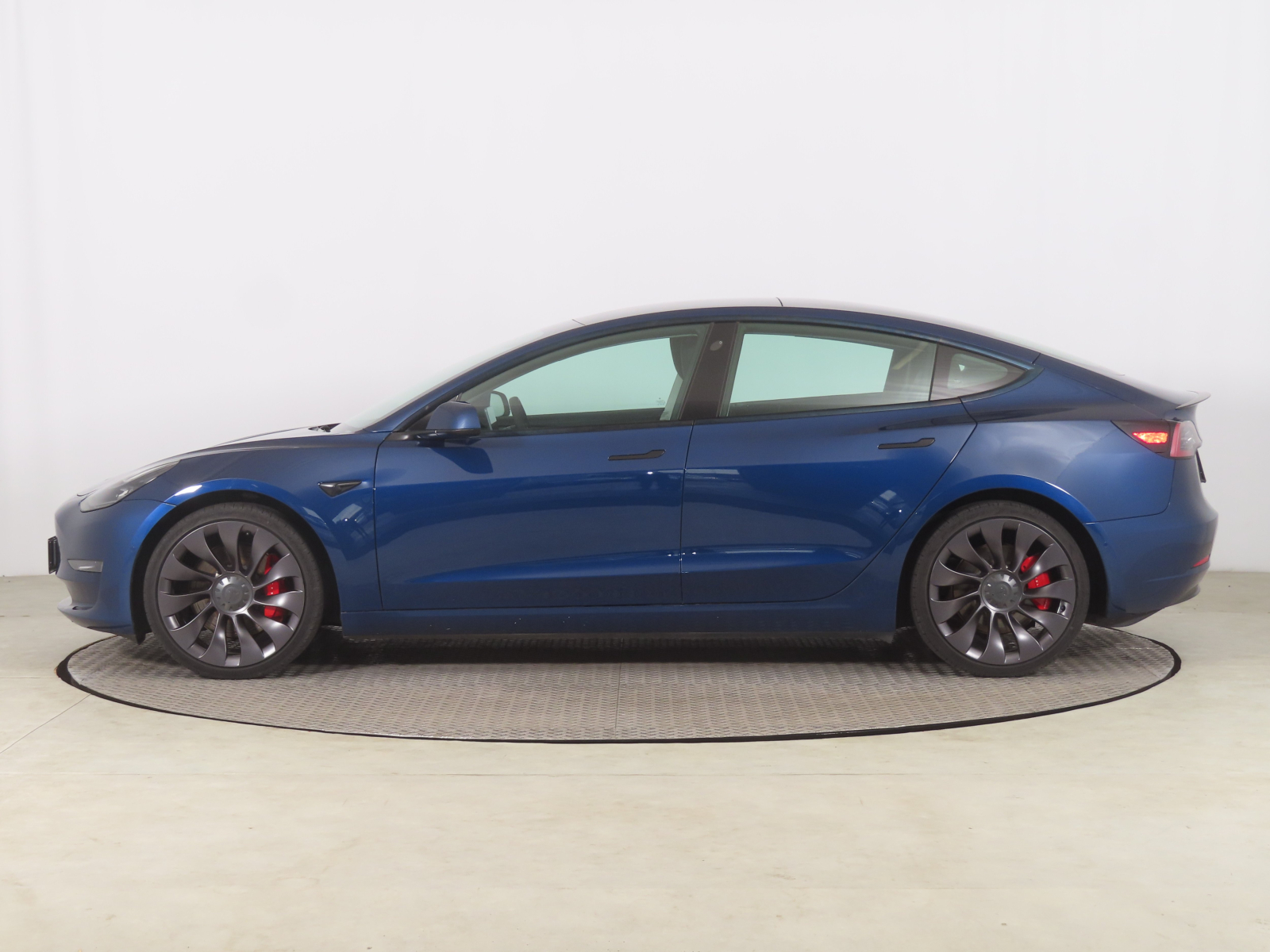 Tesla Model 3 - 2021