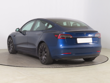 Tesla Model 3 - 2021