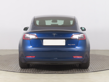 Tesla Model 3 - 2021