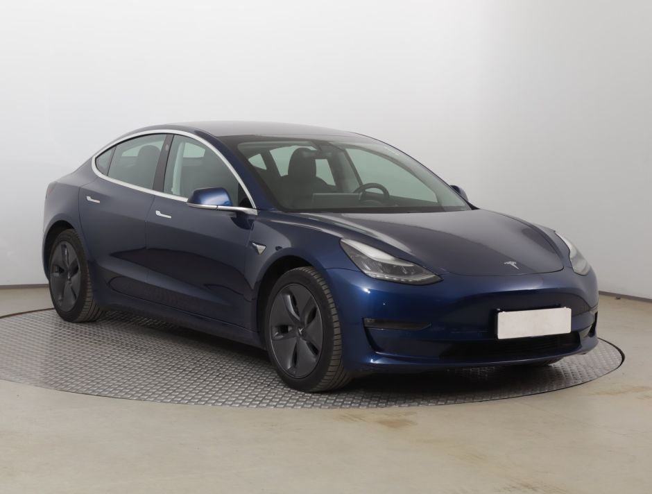 Tesla Model 3 - 2019