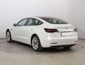 Tesla Model 3 - 2020