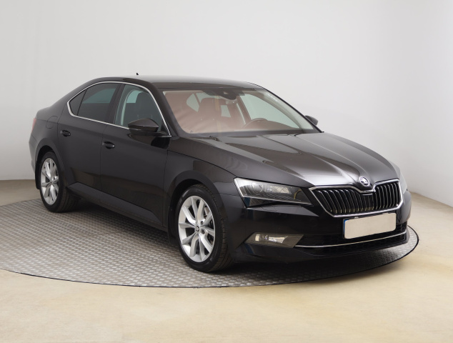Škoda Superb 2015