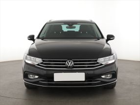 Volkswagen Passat - 2023