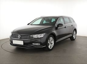 Volkswagen Passat - 2023