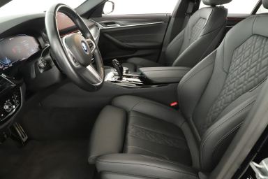 BMW 5 - 2023