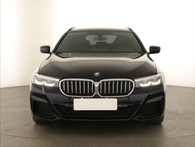 BMW 5 - 2023
