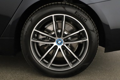 BMW 5 - 2023